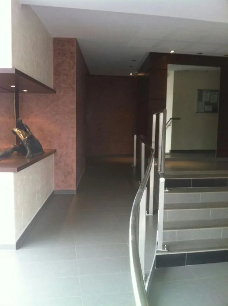 Esik - Studio with Lift in Cergy