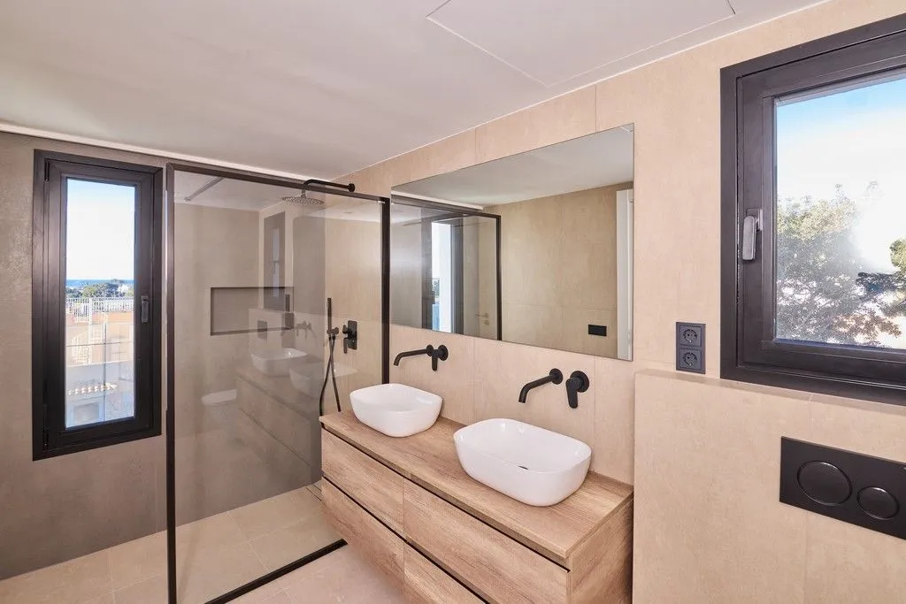 Vannitoad - Luxury Villa with Pool in Cap Martinet