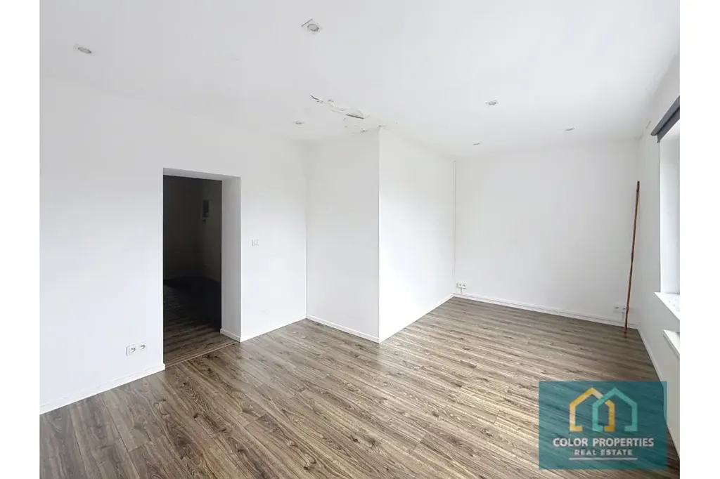 Pièces - Appartement à Rénover avec Jardins Intérieurs à Ganshoren