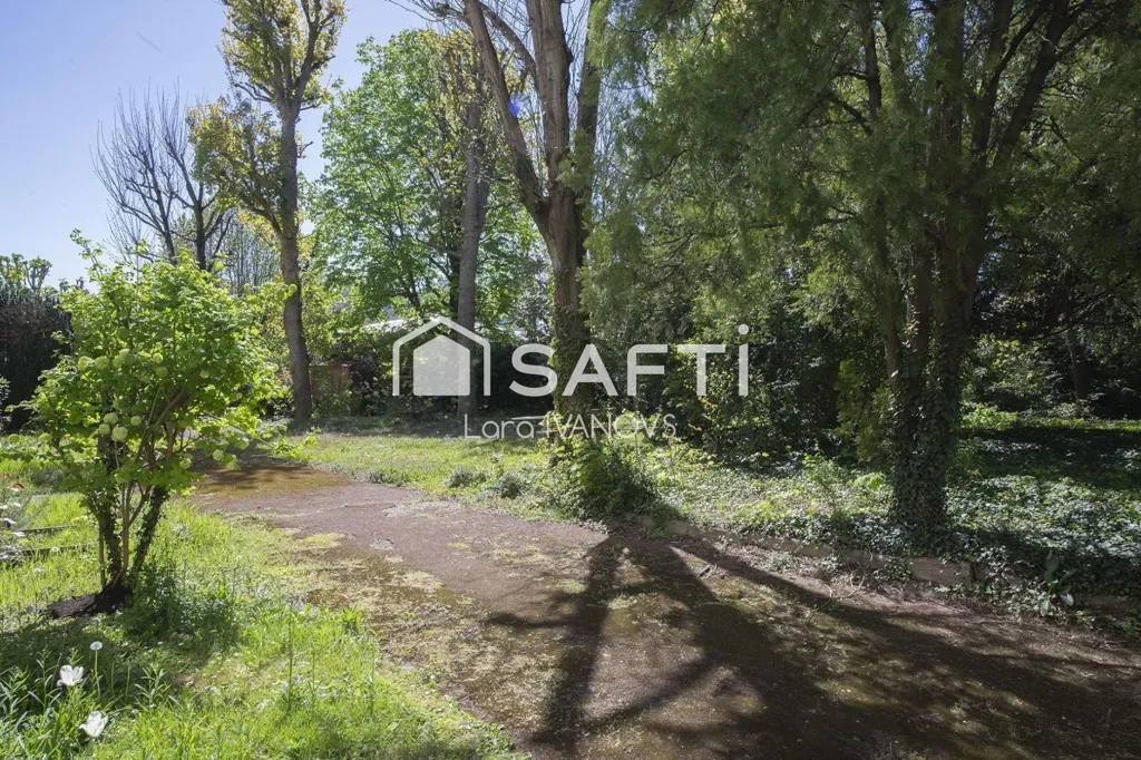 Jardin - Appartement Rénové avec Vue Dégagée près du RER A