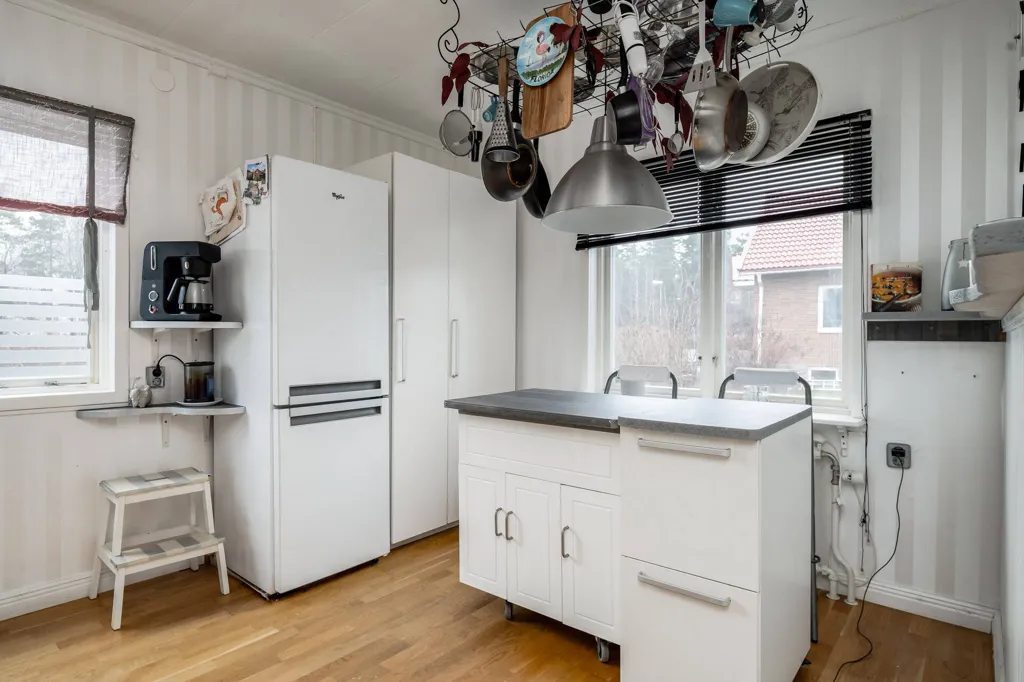 Kitchen - 1.5-Storey Villa with Garden in Söderhamn