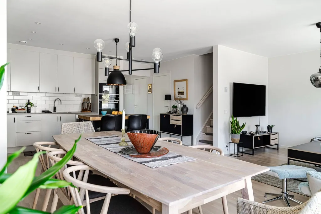 Söögituba - Modern Terraced House with Garden in Eskilsminne