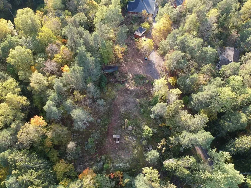 Õhuvaade - Private Plot with Lake View in Roslagen