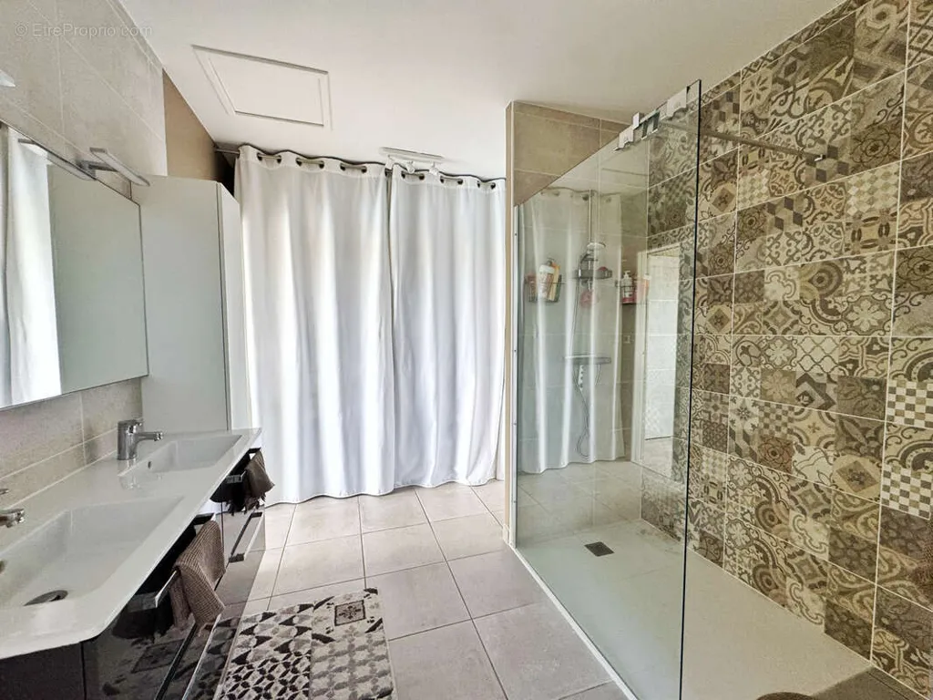Bagni - Contemporary House with Pool in Saint-Joseph