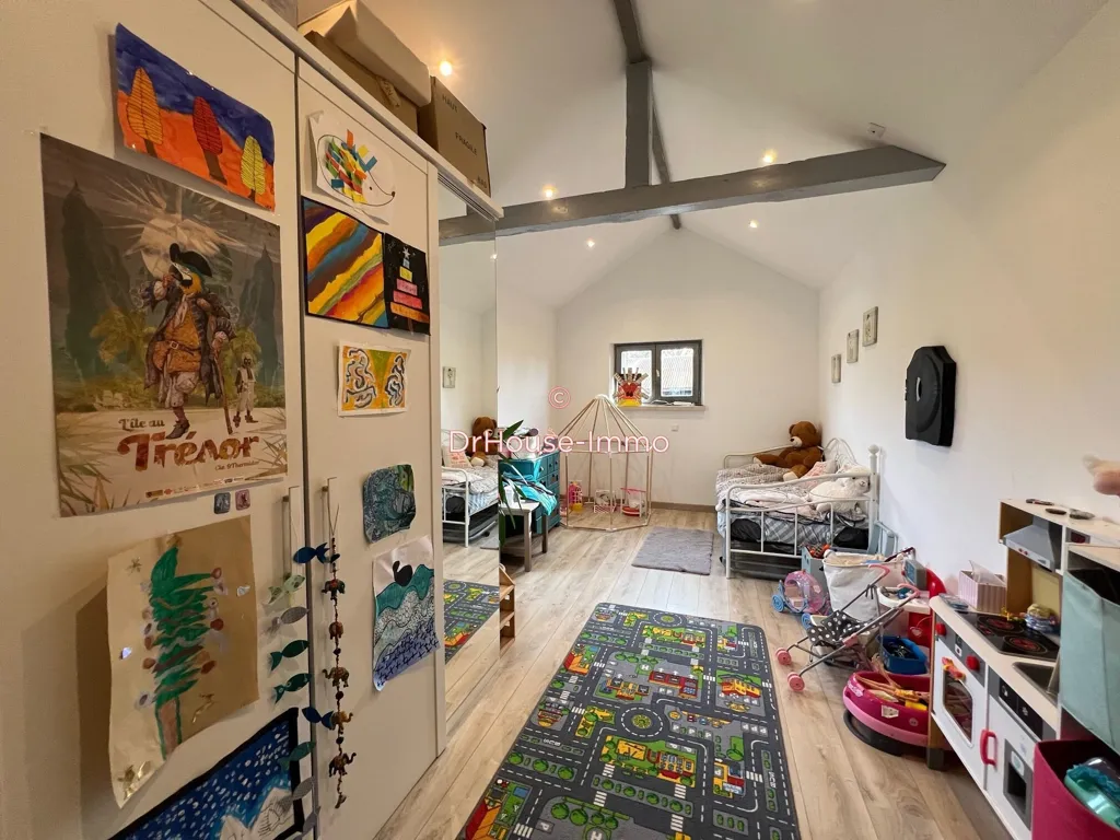 Bedrooms - Charming Longère with Equestrian Facilities in Manthelan