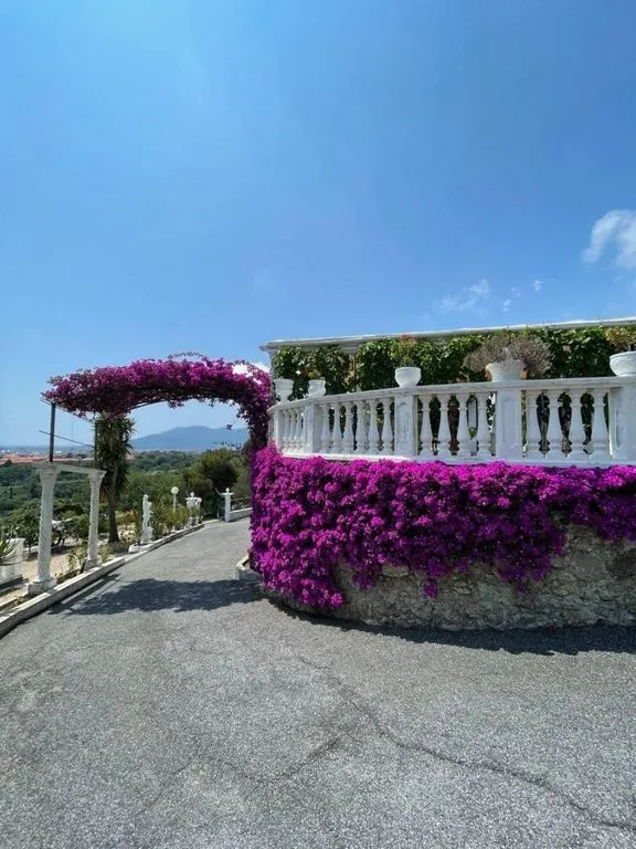 Välivaade - Luxury Villa with Sea View in Ceriale