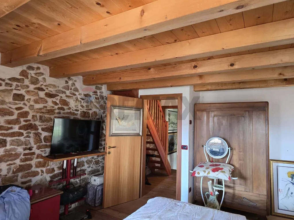 Bedrooms - Rustic Cottage with Terrace in Lamon