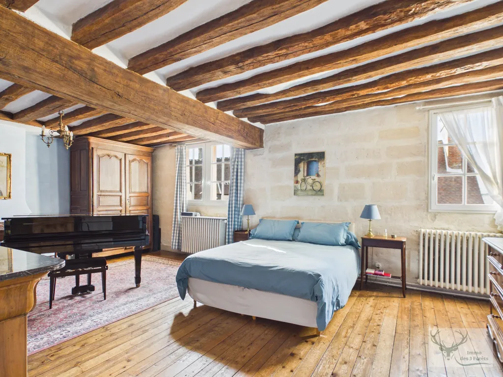 Chambres - Demeure du XVIIe siècle avec Cour au Centre de Senlis