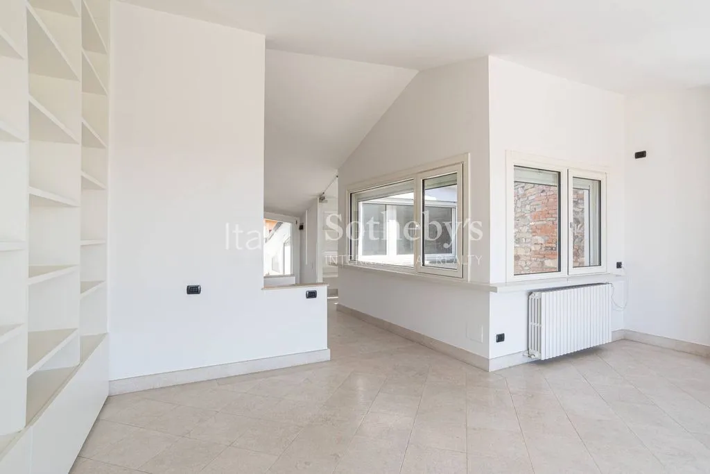 Elutuba - Detached House with Green Views in Bergamo