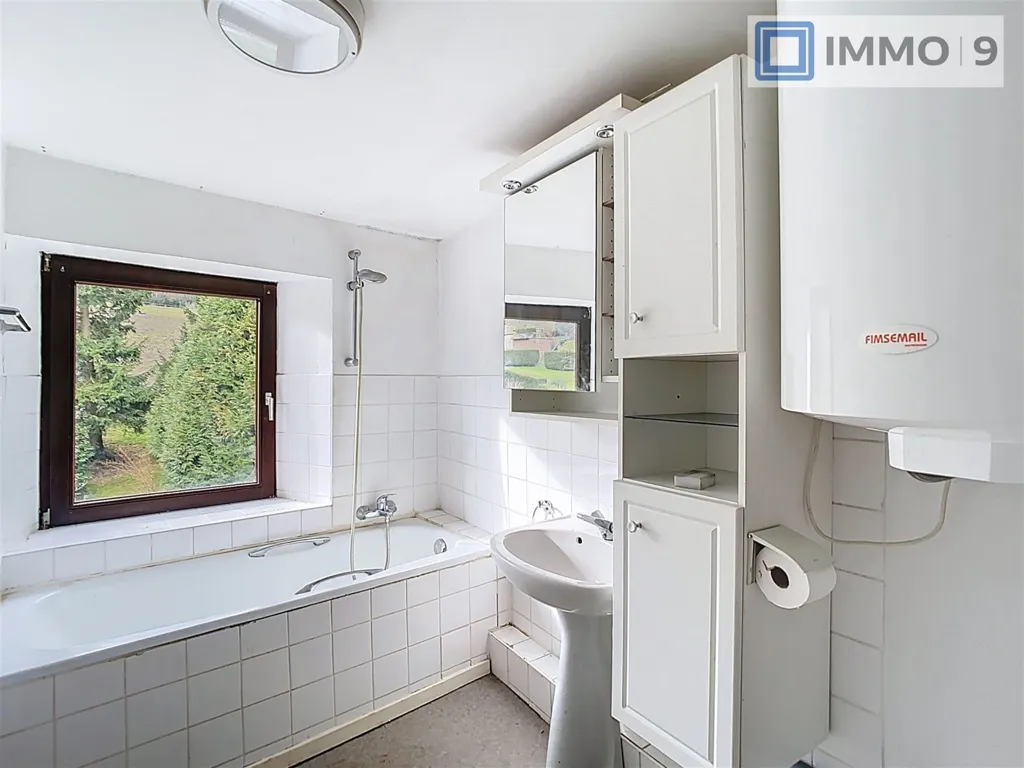 Vannitoad - Restoration-Ready House with Garden in Andenne