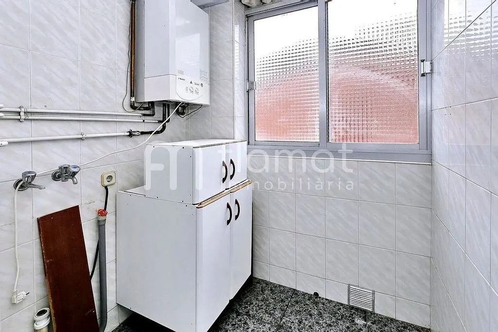 Pesuköök - Apartment with Balcony in Sant Julià de Lòria