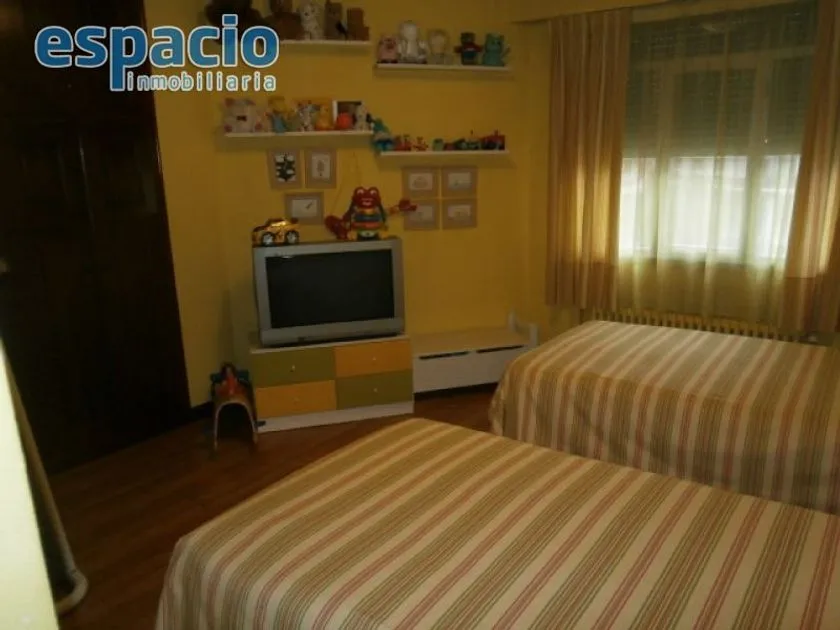 Chambres - Apartment with South-West View in Ponferrada