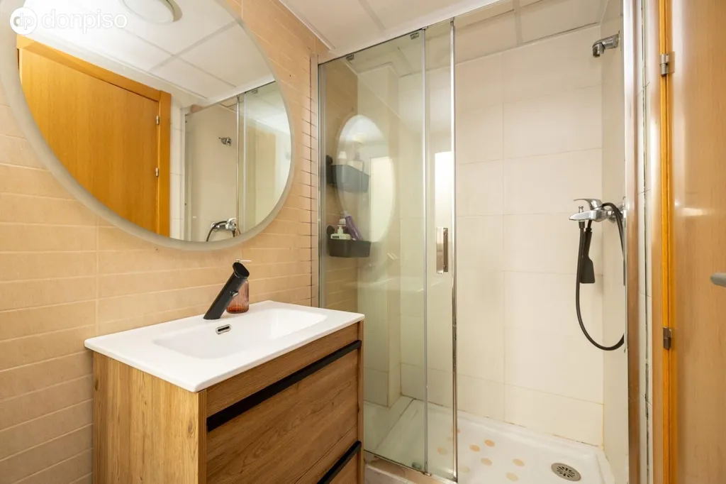 Vannitoad - Semi-New Flat with Terrace in Las Gabias