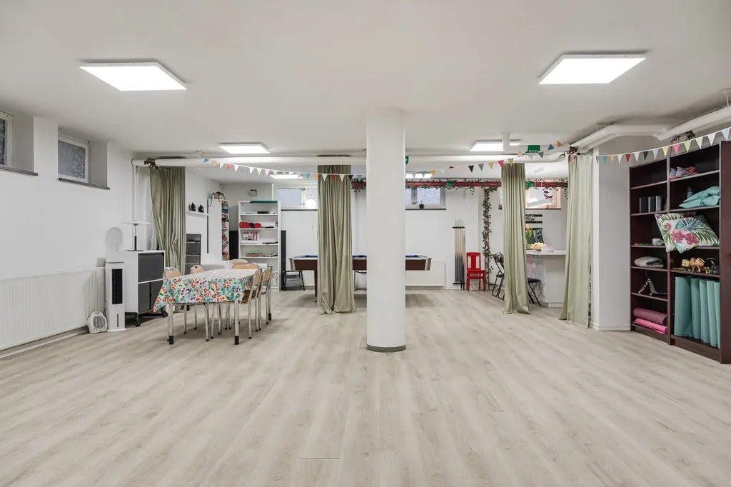 Toad - Renovated Business Unit with Luxurious Lighting in Malmö