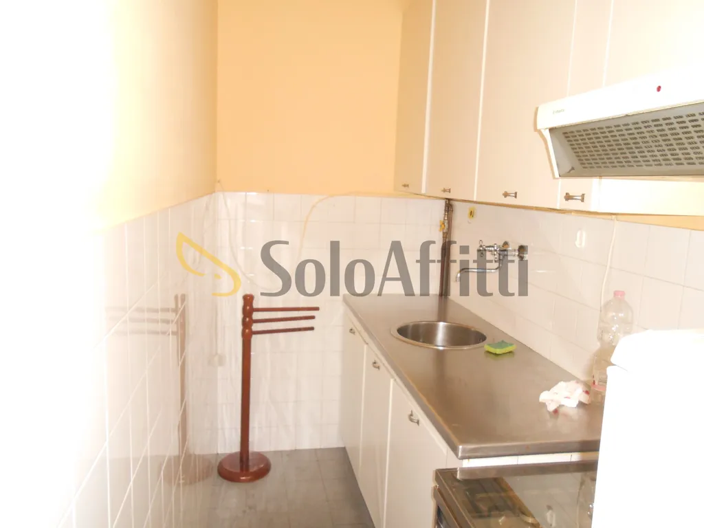 Köök - Fully Furnished Flat with Balcony in Central Pavia