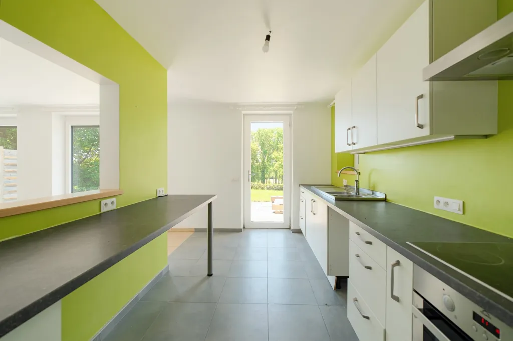 Cuisine - Maison 3 Chambres avec Jardin et Terrasse à Lesve