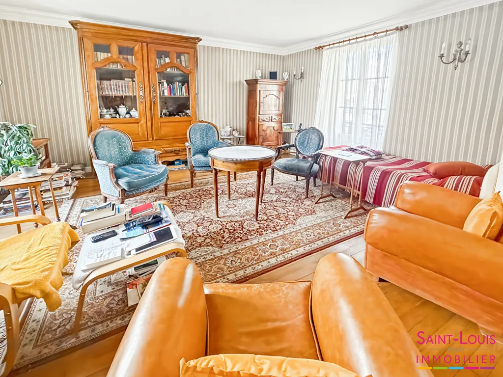 Elutuba - Spacious House with Garden in Poissy Centre