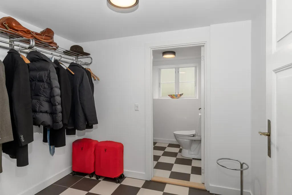 Pièces - Spacious Apartment in Historic Building, Copenhagen