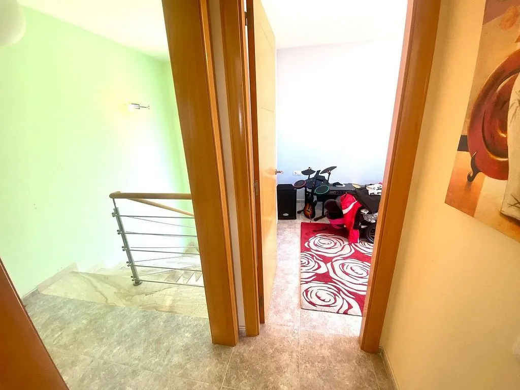 Entrée - Independent House with Pool in Valldemar