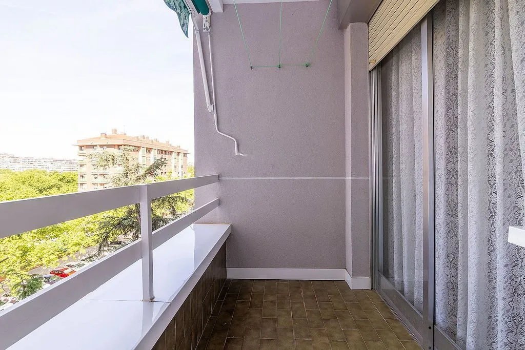 Balcon - Apartment with Terrace in Alcorcón