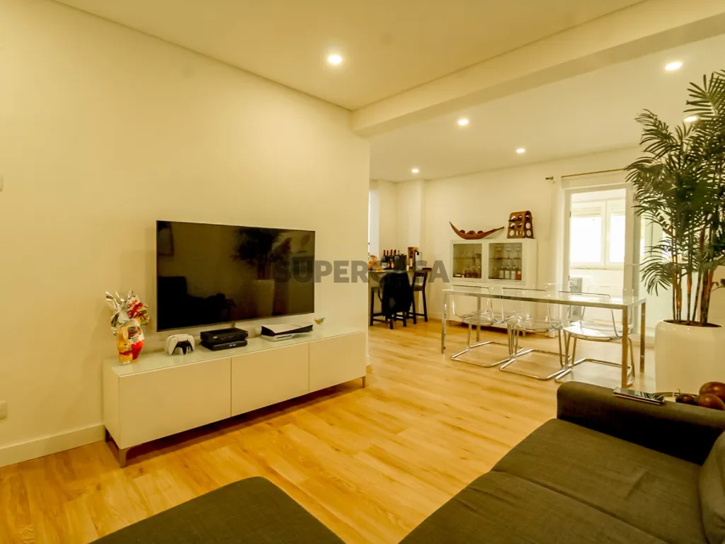 Séjour - Apartment with Balcony in Cacilhas