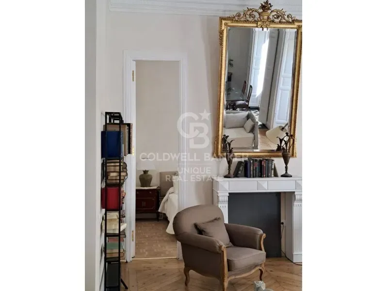 Séjour - Renovated Flat with Balconies in Madrid