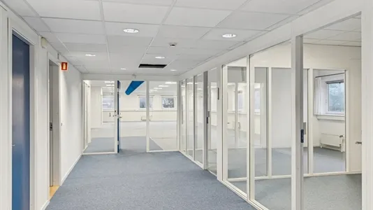 Bureau - Office with Warehouse in Brøndby