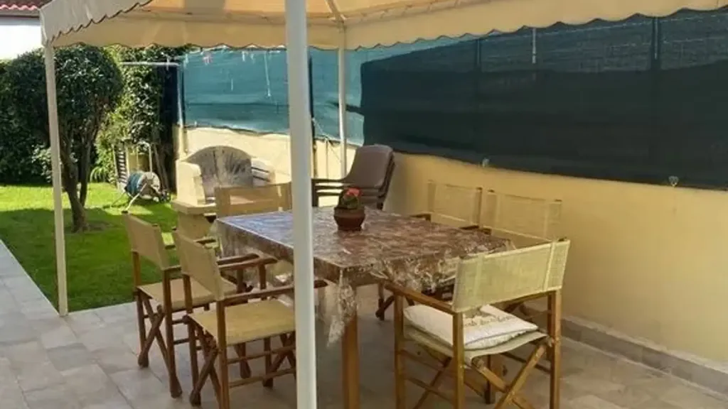 Terrasse - Villa with Private Garden in Forte Dei Marmi