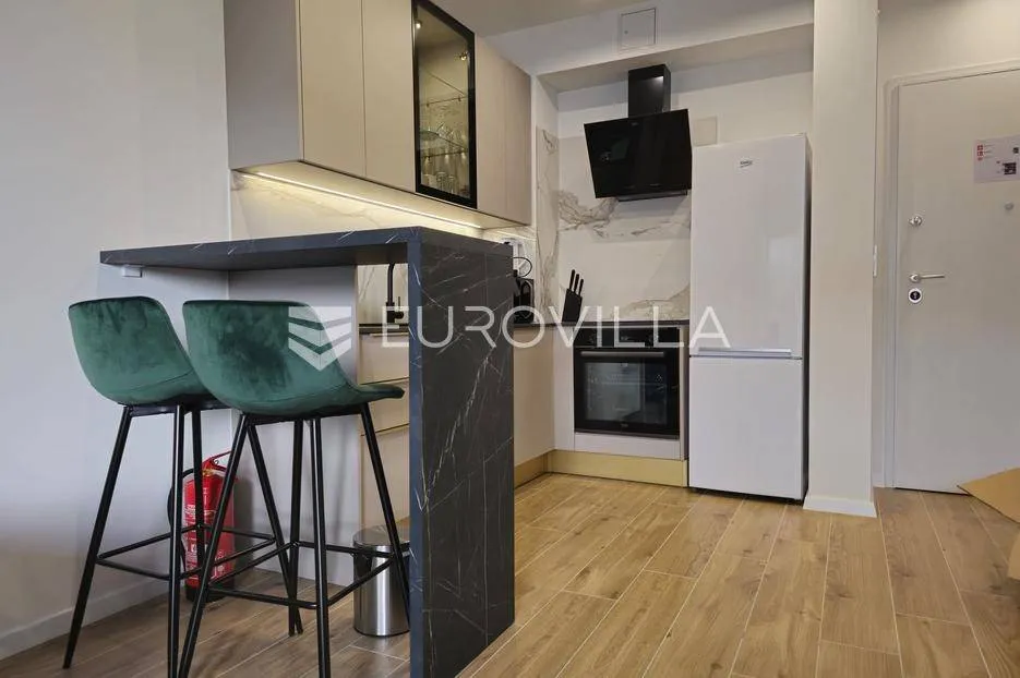 Cucina - Modern Studio Flat with Balcony in Zagreb