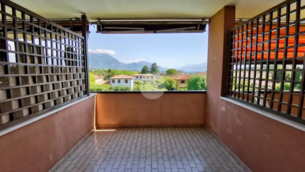 Balcon - Apartment with Pool View in Manerba del Garda