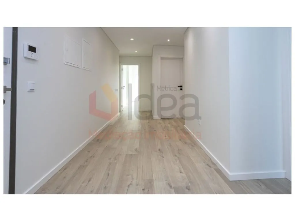 Entrée - Luxury Apartment with Balcony in Montijo
