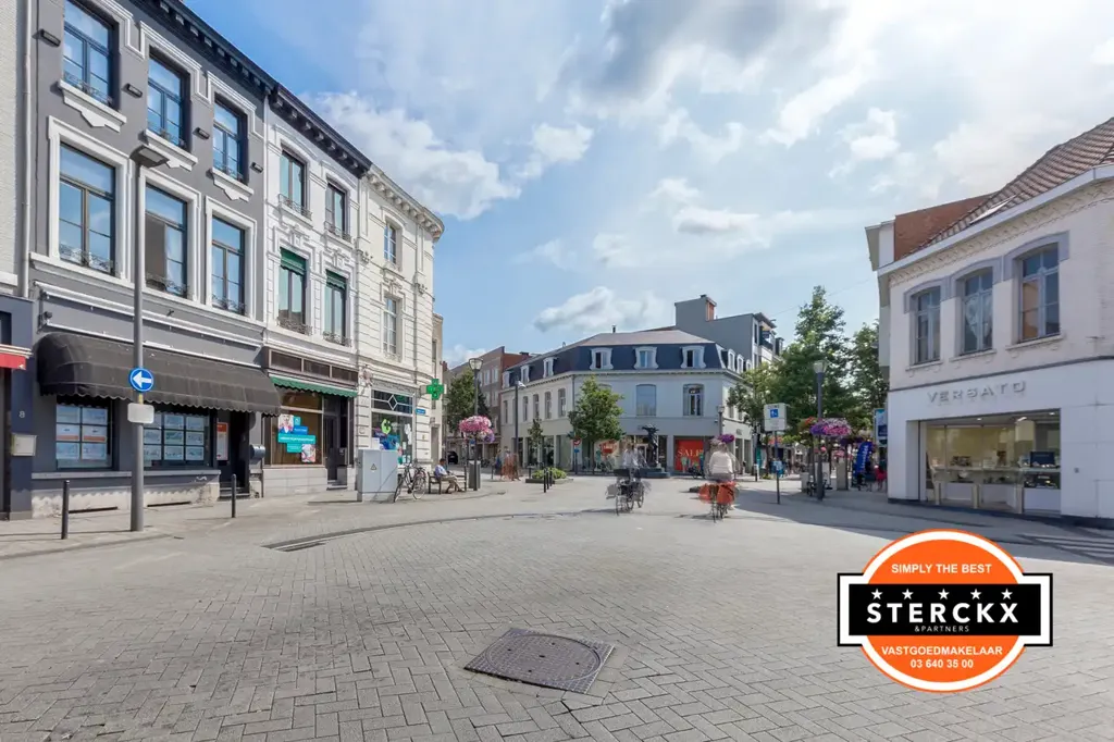 Extérieur - Local Commercial Rénové à Turnhout