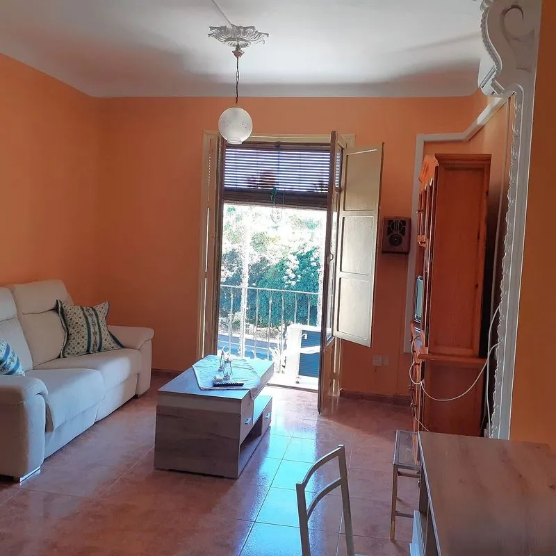 Elutuba - Furnished Studio with Balcony in Murcia Centre