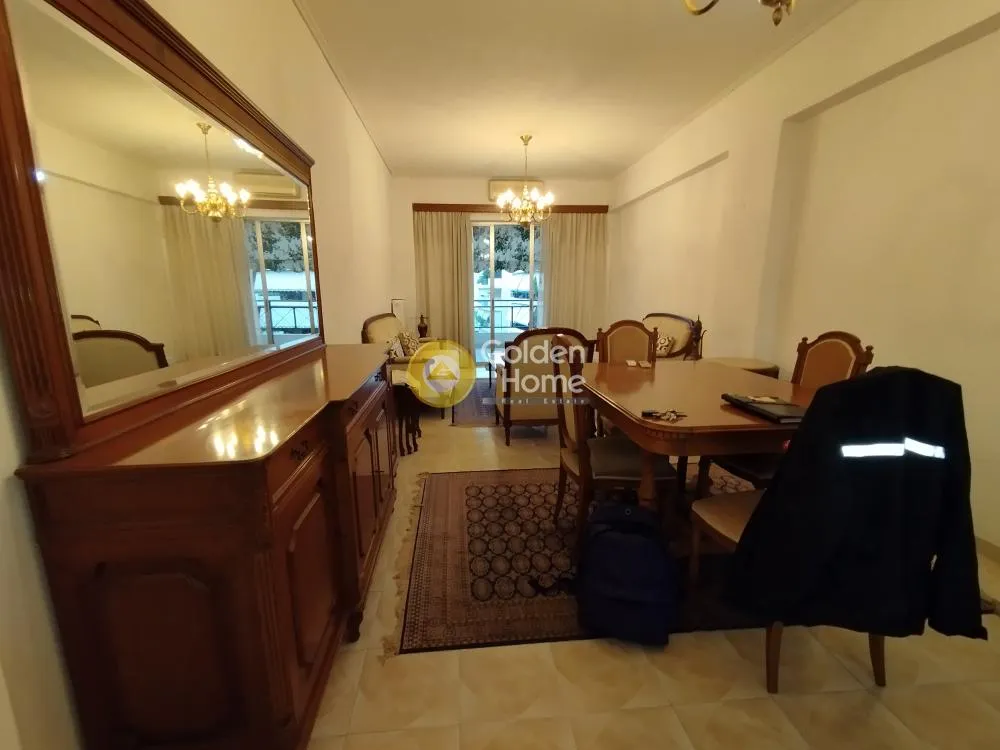 Salle à manger - Apartment with Garden in Moschato Centre