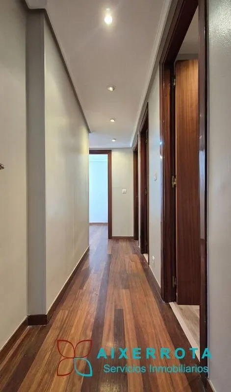 Hallway - Ground Floor Flat with Garden in Algorta, Getxo