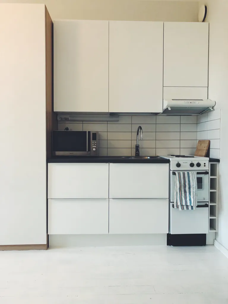 Cuisine - Bright Studio with Balcony in Kallio, Helsinki