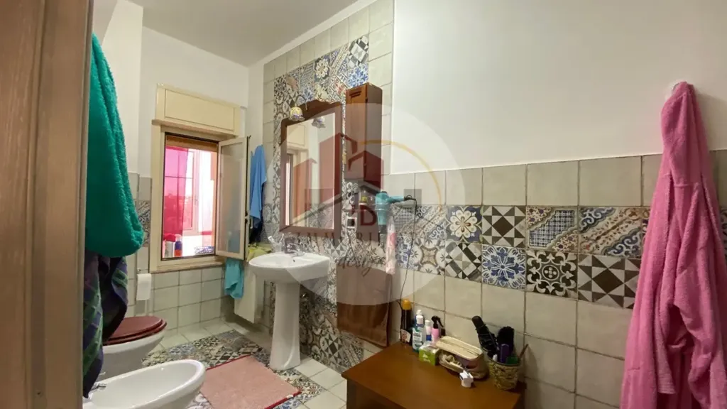 Salles de bain - Spacious Apartment with Balconies in Castelvetrano