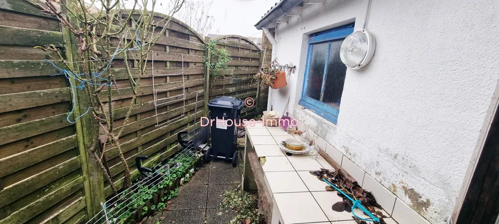 Aed - Townhouse with Courtyard in Luçon Centre