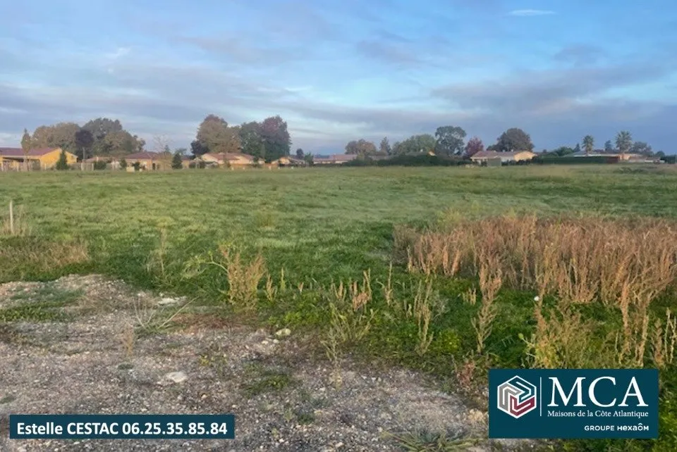 Aed - Buildable Plot with Garden in Saint-Sever