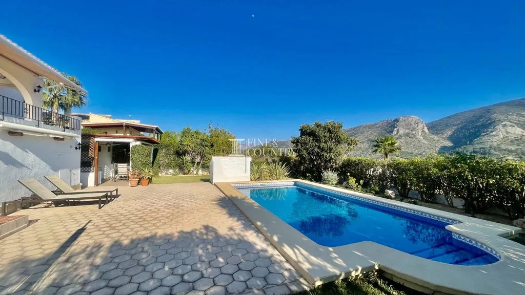 Bassein - Modern Villa with Panoramic Views in Pedreguer