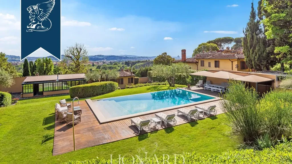 Bassein - Luxury Villa with Panoramic Views in Florence
