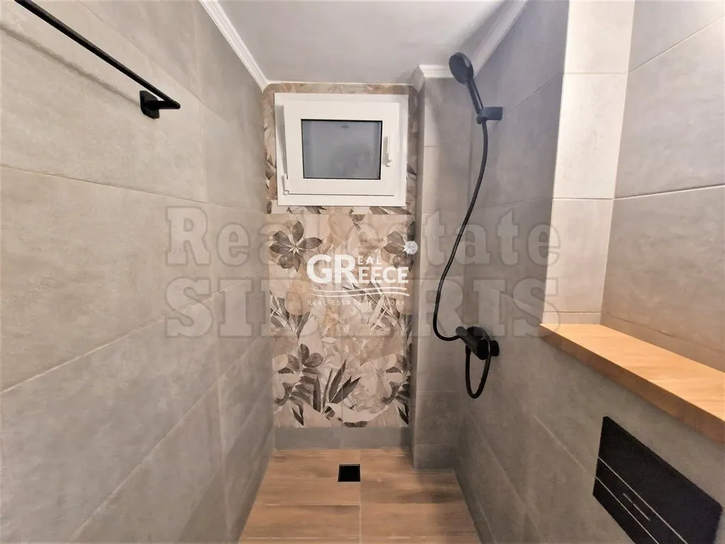 Vannitoad - Compact Apartment with Sea View in Loutraki