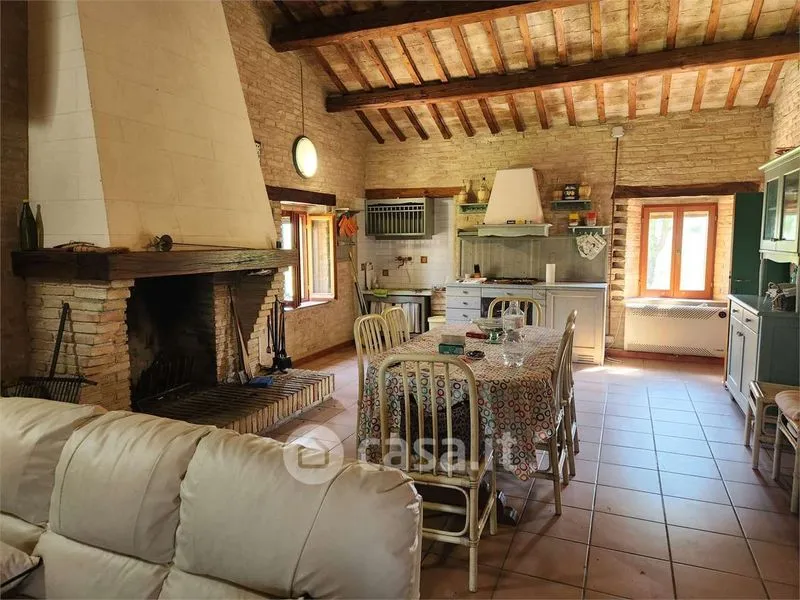 Söögituba - Rustic Brick Villa with Pool in Recanati