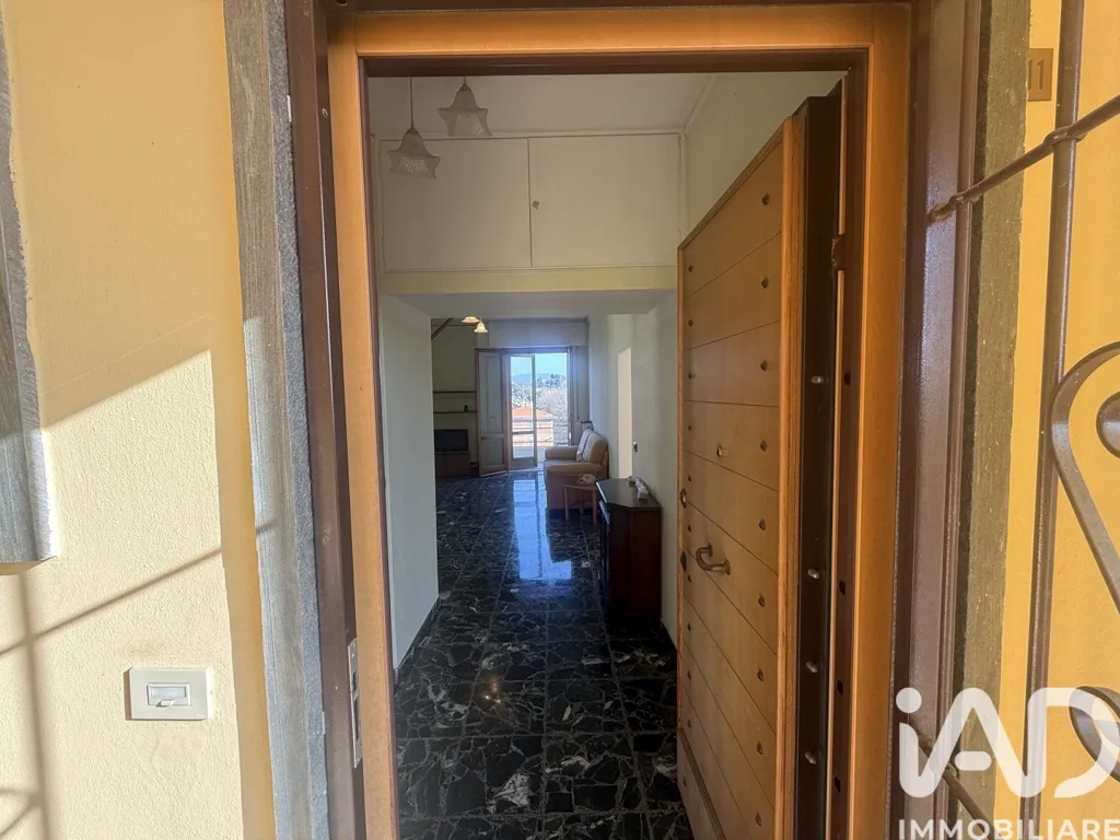 Esik - Attico with Panoramic View in Isolotto, Florence