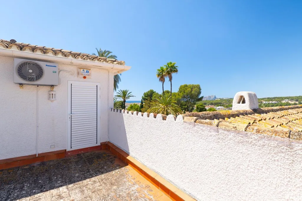 Terrasse - Mediterranean Villa with Pool in Pla del Mar