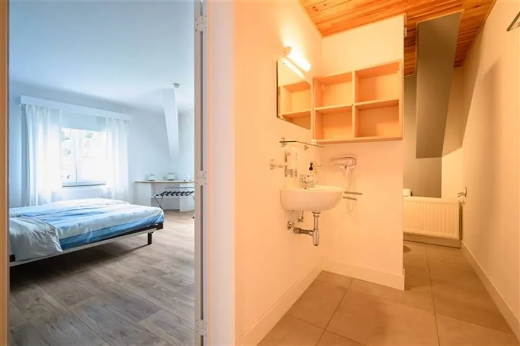 Chambres - Appart-Hôtel Converti avec Terrasse à Herbeumont