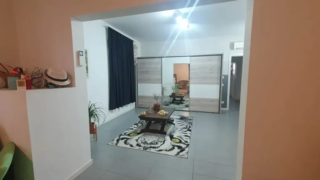 Séjour - Detached House with Garden in Carpi
