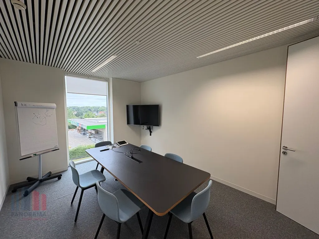 Bureau - Espace de Bureau avec Visibilité E40 à Erembodegem