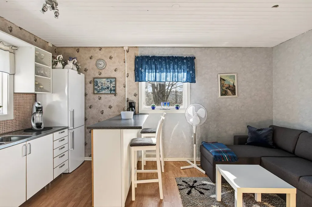 3-toaline maja asukohas Flens kommun
