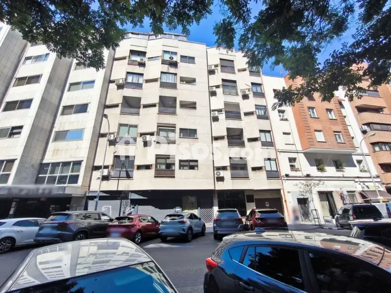 Exterior - Modernised Flat with East View in Chamartín